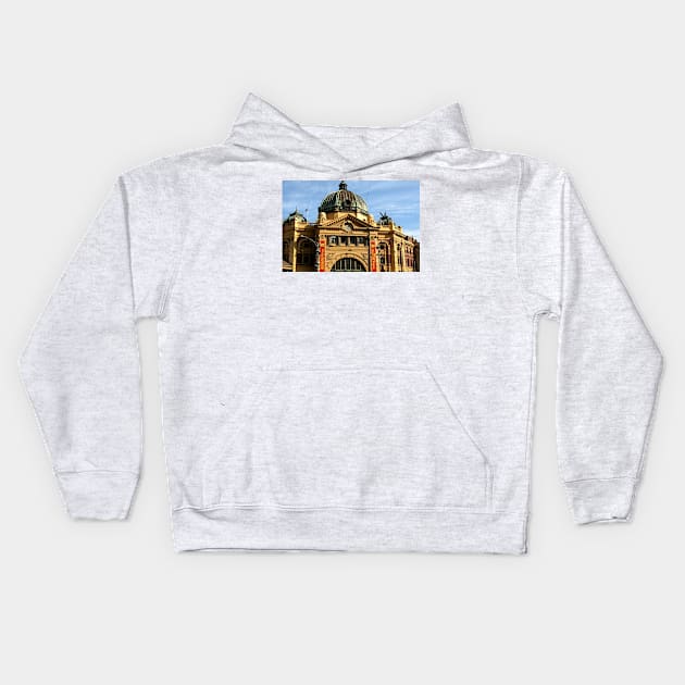 Flinders Street Station, Melbourne Kids Hoodie by rozmcq